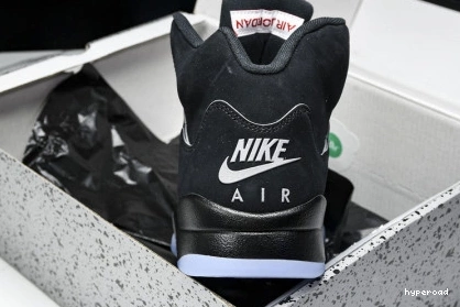 Hyperoad “Black Air Reimagined” Jordan Metallic 5 1001